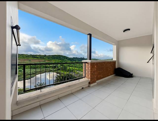 2 BEDROOM APARTMENT TO LET IN BALLITO CENTRAL